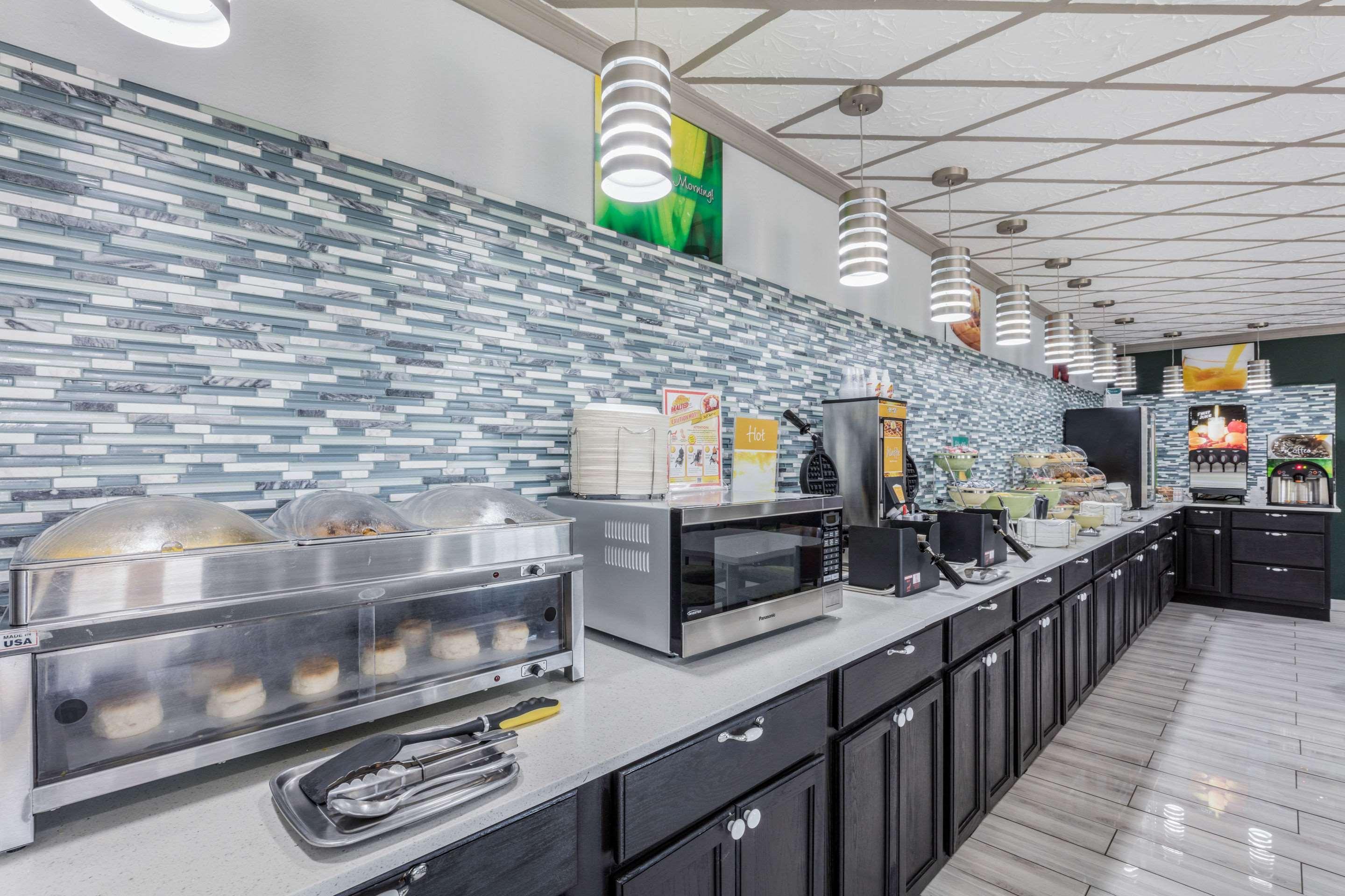 Quality Inn Forrest City I-40 Ngoại thất bức ảnh